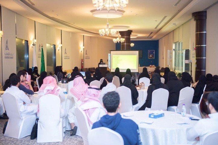وزارة "الاتصالات " وغرفة الشرقية تطلقان "مبادرة العطاء الرقمي" في محافظة الجبيل