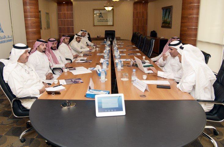 لجنة العقار والتطوير العمراني تبحث تعزيز التعاون مع جمعية ترميم