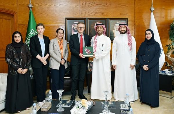 First Vice Chairman of Asharqia Chamber Meets with German Ambassador to the Kingdom