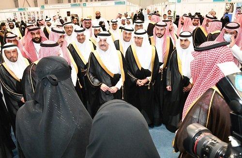 سمو أمير المنطقة الشرقية يدشّن معرض "صنعتي2023"