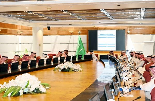 آل الشيخ رئيساً للجنة الصناعة والطاقة والرقطان نائباً للرئيس