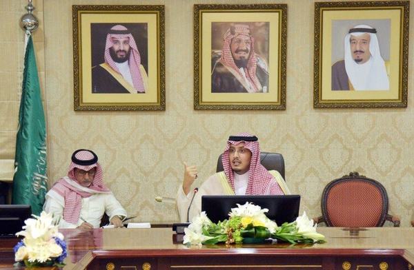 الأمير أحمد بن فهد يستقبل رئيس وأعضاء صندوق المناسبات بغرفة الشرقية