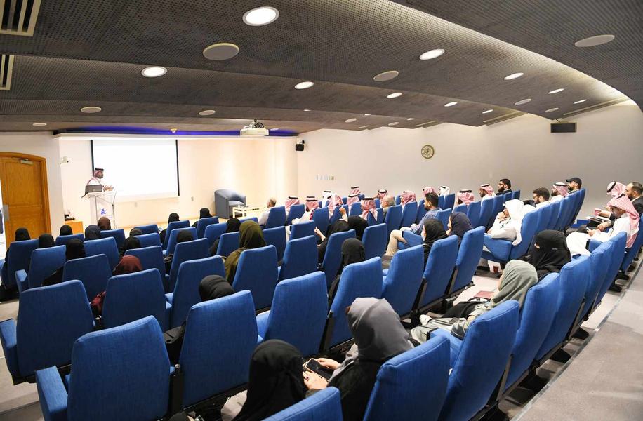متخصصون يستعرضون آلية الحصول تمويل المشاريع الريادية من المصارف التجارية