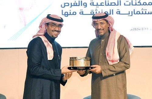 وزير الصناعة والثروة المعدنية: نقدم أكثر من 70 خدمة وحافزًا لتشجيع الاستثمار في القطاع الصناعي