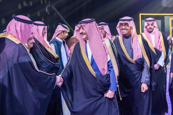 أمير المنطقة الشرقية يشرف حفل استقبال غرفة الشرقية السنوي لقطاع الأعمال