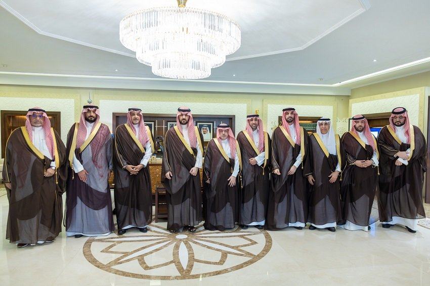 سمو نائب أمير المنطقة الشرقية يستقبل رئيس اتحاد الغرف السعودية ورئيس غرفة الشرقية