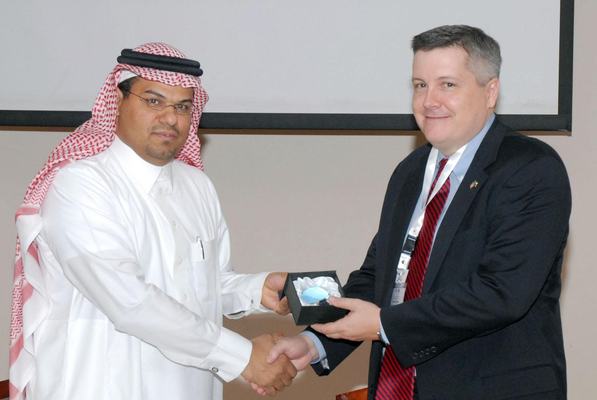 مسئول أمريكي يشيد بالمناخ الإستثماري في السعودية