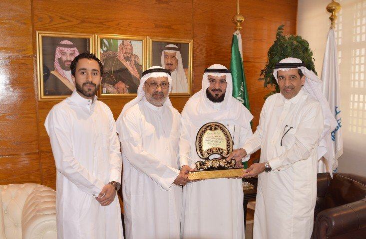 الخالدي يستقبل ادارة نادي الخليج ويؤكد دعم قطاع الاعمال لموهوبي الوطن