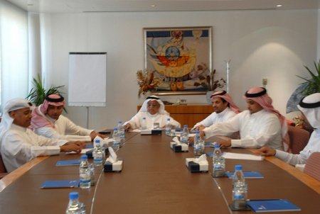 لجنة الإستقدام تحذر من تجاوز مكاتب الخدمات العامة على مهنة الإستقدام
