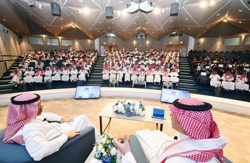 الرئيس التنفيذي لـ نيوم في رسالة لشباب الاعمال: اغتنموا الفرص الاستثمارية في مدينة المستقبل
