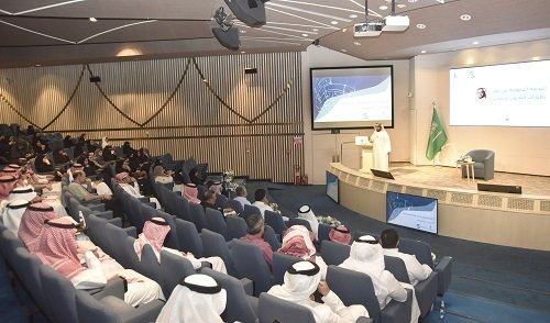 قانوني: ضرورة التوعية بالقوانين التي تحكم العقود والصفقات الرقمية