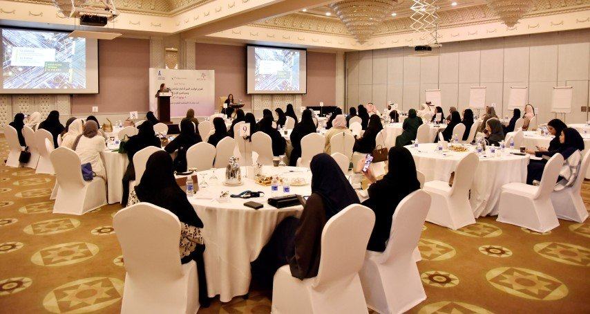 مجلس سيدات الاعمال بغرفة الشرقية يستعرض تعزيز تواجد المرأة في مناصب القيادة العليا ومجالس الإدارات