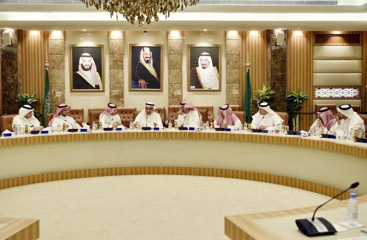 امين الشرقية يلتقي لجنة العقار والتطوير العقاري ويبحث تحديات القطاع
