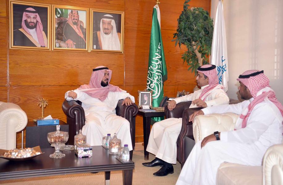 الخالدي يطلع على آليات العمل في مركز شمعة التوحد للتأهيل