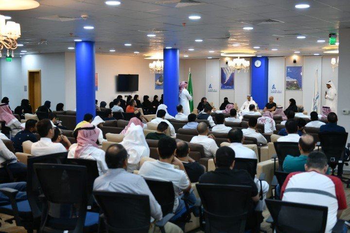 أربع تجارب  وطنية تؤكد  القيمة المضافة لــ "التجارة الالكترونية"
