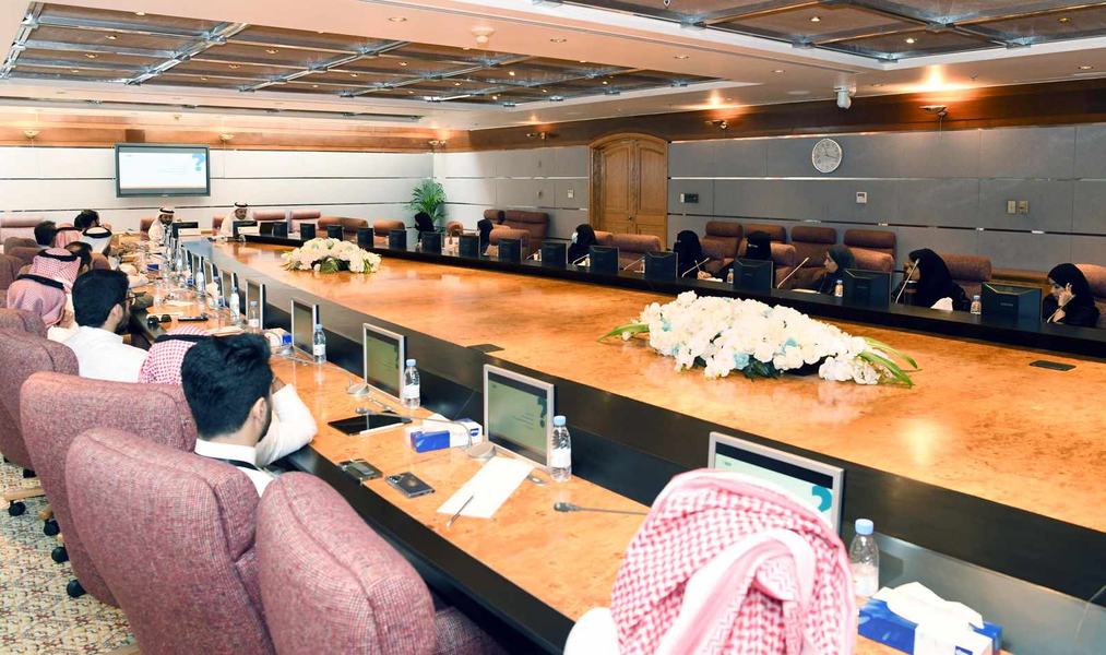 استعراض أهمية "التقارير الائتمانية" على أداء رواد الأعمال والمؤسسات التمويلية