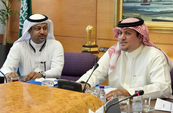 آل بجاش رئيساً لجنة الاتصالات والتقنية بغرفة الشرقية والذوادي نائبا