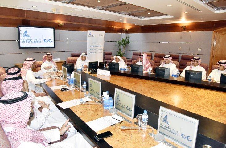 اللجنة التجارية تنظم ورشة عمل لمناقشة أبرز التحديات التي يواجهها القطاع