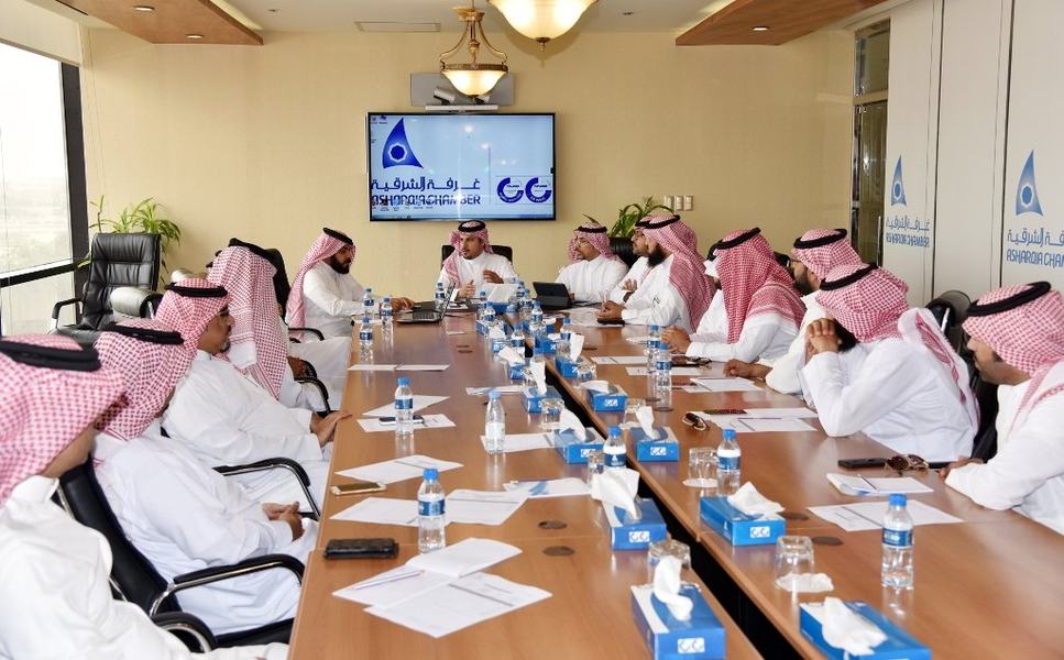 لجنة المقاولات تستعرض برامجها وتستضيف مدير برنامج تمكين