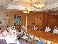 مناقشة فك ازدحام حركة السير في المدينة الصناعية