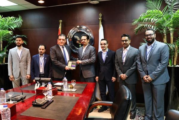 وفد مجلس شباب الاعمال بغرفة الشرقية يزور ممكنات اقتصادية مصرية