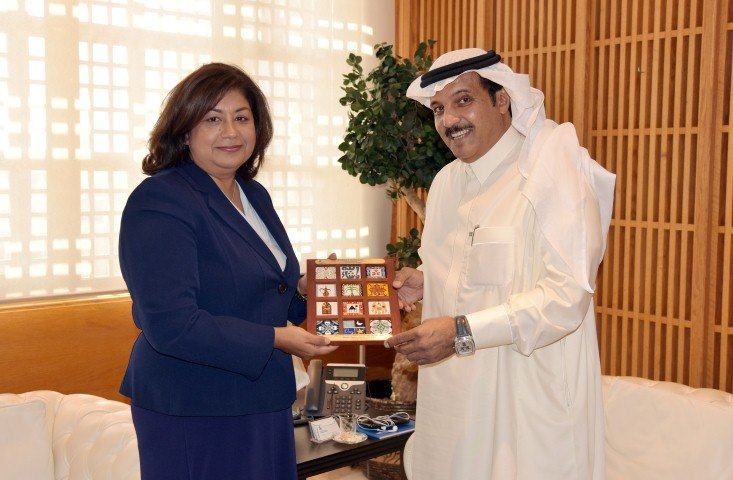 العطيشان يستعرض الفرص الاستثمارية مع القنصل الامريكي الجديد