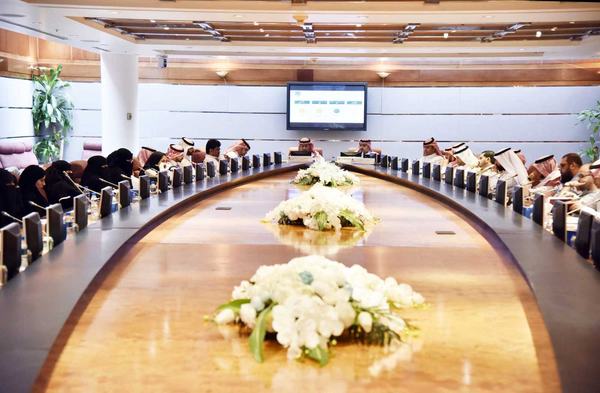 الزكاة والدخل تستعرض تطبيقات القيمة المُضافة للمنشآت الصغيرة والمتوسطة