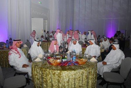 غرفة الشرقية تكرم عدد من موظفيها