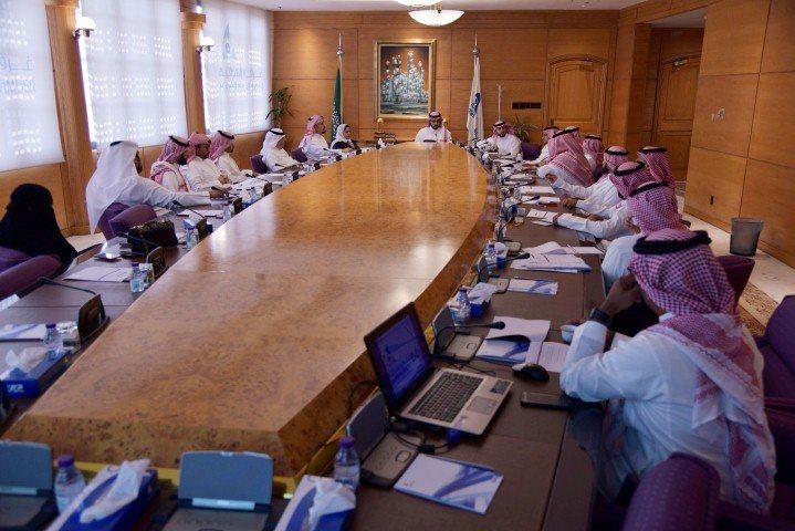 لجنة الضيافة والترفيه تبحث تنفيذ برامج خطتها في الربع الرابع