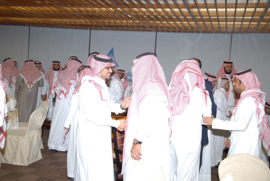 غرفة الشرقية تقيم حفلا لمعايدة موظفيها