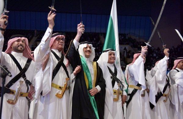 الوابل : اوبريت وطني يقدم اول ايام العيد في الصالة الرياضية الخضراء