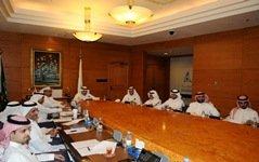 اللجنة الصناعية تناقش عقد ملتقى الصناعيين 2014