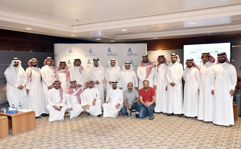 رئيس قسم القروض الإنتاجية ببنك التنمية الاجتماعية يستعرض الية دعم المنشآت الصغيرة والمتوسطة