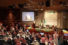 امير الشرقية :دعم المنشآت الصغيرة في مقدمة اقتصاديات للدولة