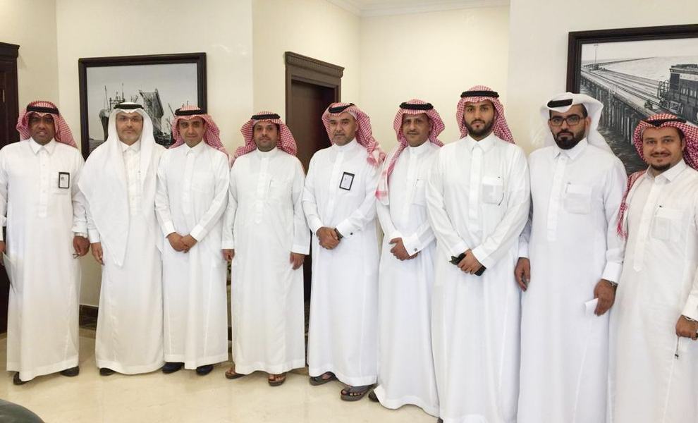 اللوجستية تبحث مع مدير ميناء الملك عبدالعزيز تعزيز التعاون مع قطاع الأعمال